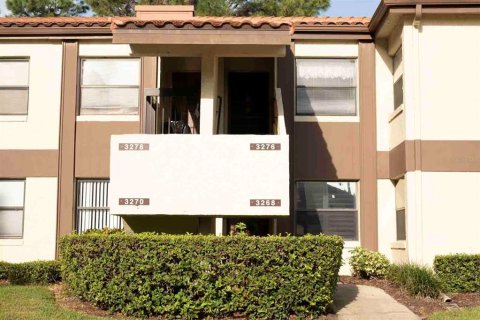 Condo in Orlando, Florida, 2 bedrooms  № 1382652 - photo 1