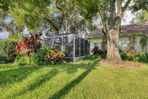 House in Bradenton, Florida 2 bedrooms, 166.95 sq.m. № 1323802 - photo 25