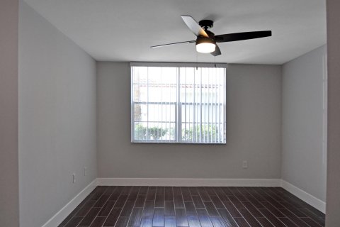 Condo in Boca Raton, Florida, 2 bedrooms  № 1231574 - photo 11