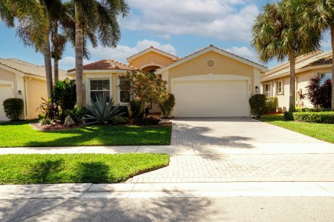 House in Delray Beach, Florida 3 bedrooms, 218.6 sq.m. № 1117000 - photo 10