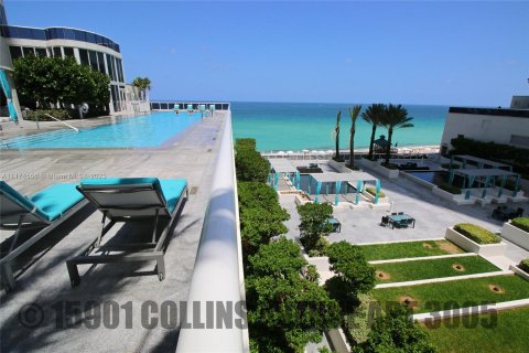 Condominio en venta en Sunny Isles Beach, Florida, 2 dormitorios, 133.31 m2 № 832571 - foto 29