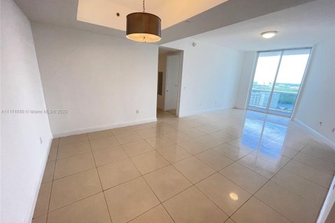 Condominio en venta en Sunny Isles Beach, Florida, 2 dormitorios, 133.31 m2 № 832571 - foto 4