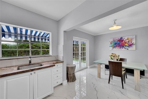 Casa en venta en Miami, Florida, 4 dormitorios, 137.87 m2 № 1380200 - foto 20