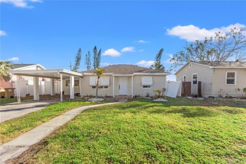 Terreno en venta en Madeira Beach, Florida № 1429182 - foto 7