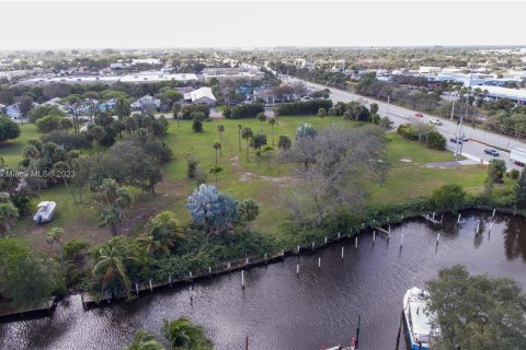 Immobilier commercial à vendre à Jupiter, Floride № 851452 - photo 4