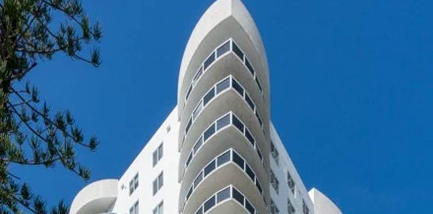 Apartamento en 23 BISCAYANE BAY en Miami, Florida 3 dormitorios, 106 m2 № 102587