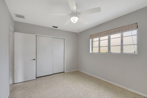 House in West Palm Beach, Florida 2 bedrooms, 77.57 sq.m. № 1104313 - photo 11