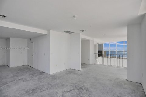 Condo in Sunny Isles Beach, Florida, 3 bedrooms  № 1326066 - photo 23