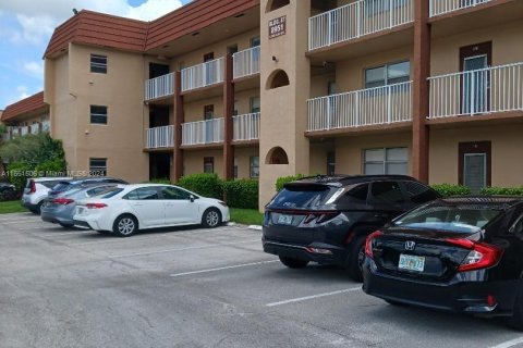 Condominio en venta en Sunrise, Florida, 2 dormitorios, 78.97 m2 № 1364958 - foto 1