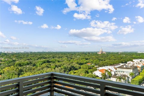 Condo in Coral Gables, Florida, 4 bedrooms  № 1364957 - photo 29