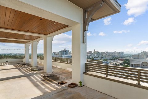 Condominio en venta en Coral Gables, Florida, 4 dormitorios, 581.85 m2 № 1364957 - foto 14