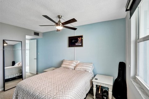Купить кондоминиум в Помпано-Бич, Флорида 1 спальня, 72м2, № 1147279 - фото 27