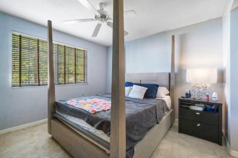 Condominio en venta en Royal Palm Beach, Florida, 3 dormitorios, 119.84 m2 № 1102012 - foto 17