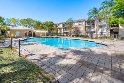 Condominio en venta en Royal Palm Beach, Florida, 3 dormitorios, 119.84 m2 № 1102012 - foto 1