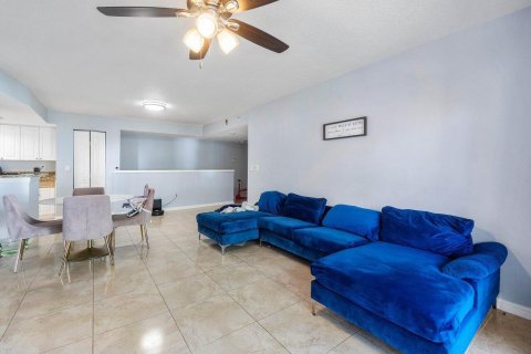 Condominio en venta en Royal Palm Beach, Florida, 3 dormitorios, 119.84 m2 № 1102012 - foto 20