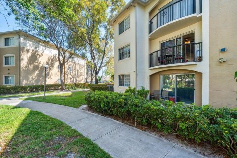 Condominio en venta en Royal Palm Beach, Florida, 3 dormitorios, 119.84 m2 № 1102012 - foto 3