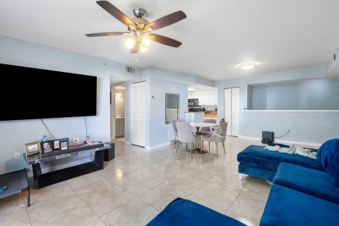 Copropriété à vendre à Royal Palm Beach, Floride: 3 chambres, 119.84 m2 № 1102012 - photo 22