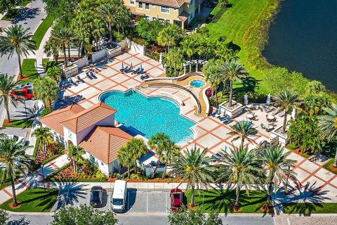 Touwnhouse à vendre à Palm Beach Gardens, Floride: 3 chambres, 202.53 m2 № 1102009 - photo 2