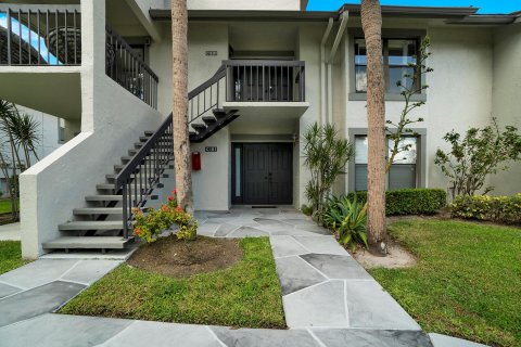 Condominio en venta en Wellington, Florida, 3 dormitorios, 163.51 m2 № 1101233 - foto 12