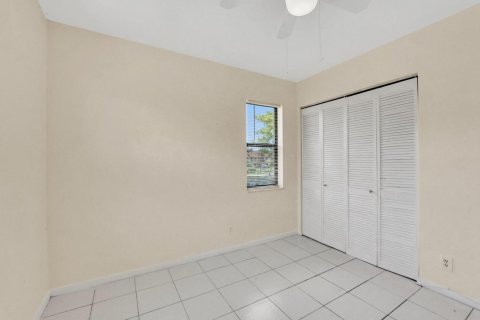 Condominio en venta en Lake Worth, Florida, 2 dormitorios, 80.64 m2 № 1101234 - foto 6