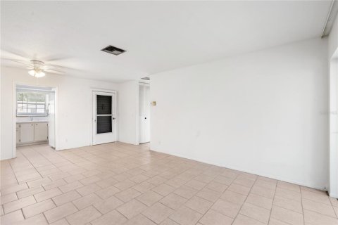 Casa en venta en West Palm Beach, Florida, 1 dormitorio, 56.86 m2 № 1190481 - foto 11