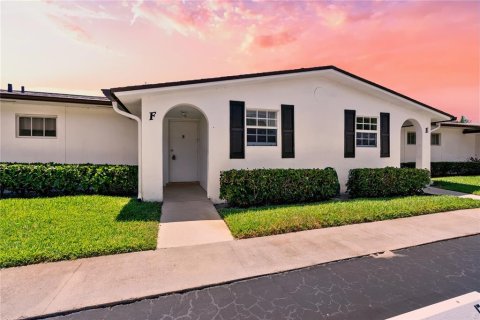 Villa ou maison à vendre à West Palm Beach, Floride: 1 chambre, 56.86 m2 № 1190481 - photo 1