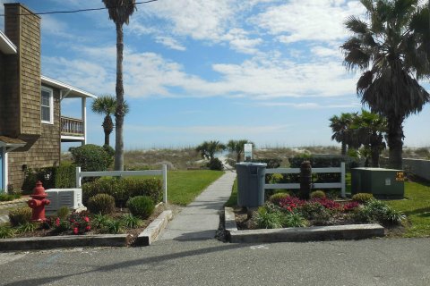 Villa ou maison à louer à Neptune Beach, Floride: 2 chambres, 76.92 m2 № 765806 - photo 24