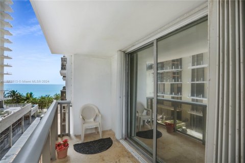 Condominio en venta en Miami Beach, Florida, 1 dormitorio, 118.08 m2 № 1242011 - foto 13