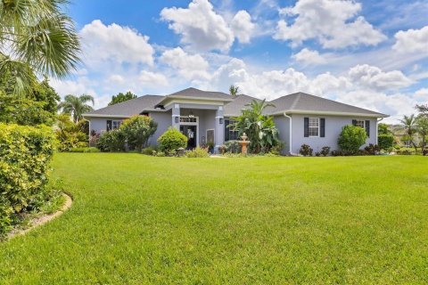 Villa ou maison à vendre à North Port, Floride: 3 chambres, 192.87 m2 № 1367812 - photo 3