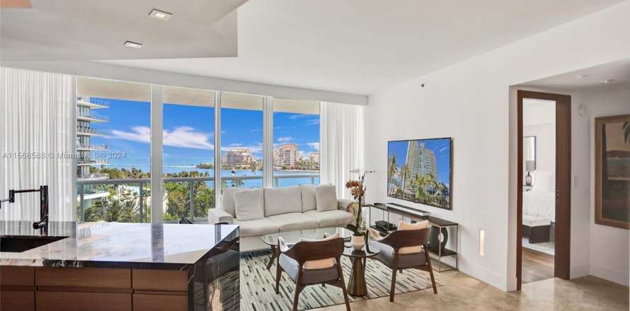 Condo in Miami Beach, Florida, 2 bedrooms  № 1120380