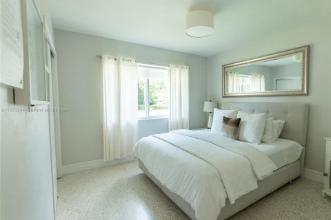 Casa en venta en Miami Shores, Florida, 3 dormitorios, 165.64 m2 № 1120378 - foto 15