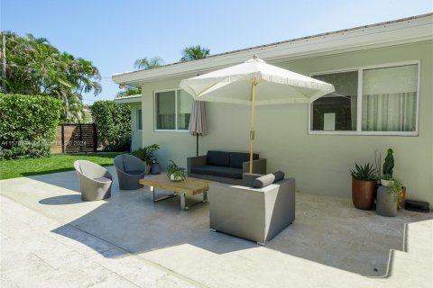 Casa en venta en Miami Shores, Florida, 3 dormitorios, 165.64 m2 № 1120378 - foto 20