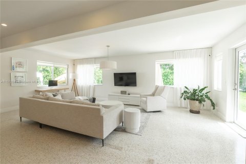 Villa ou maison à vendre à Miami Shores, Floride: 3 chambres, 165.64 m2 № 1120378 - photo 8
