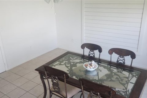 House in Port Charlotte, Florida 2 bedrooms, 106.09 sq.m. № 1385335 - photo 15