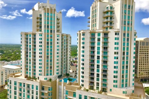 Condominio en venta en Miami, Florida, 2 dormitorios, 125.42 m2 № 991494 - foto 1