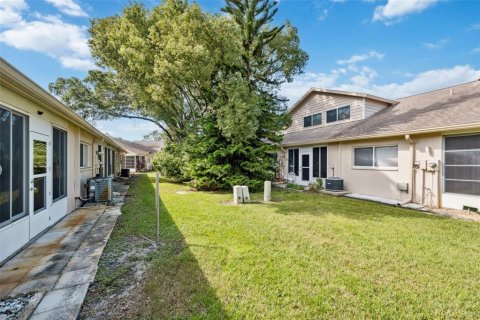 House in New Port Richey, Florida 3 bedrooms, 126.25 sq.m. № 1405374 - photo 24