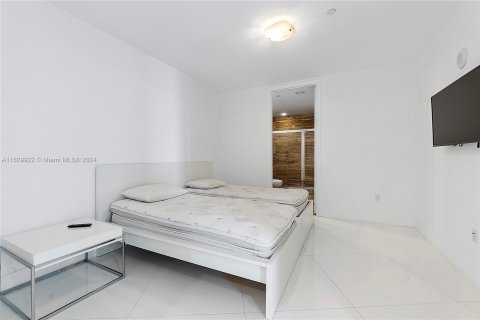 Condo in Sunny Isles Beach, Florida, 2 bedrooms  № 1291124 - photo 6