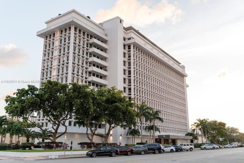 Hotel en venta en Coral Gables, Florida, 41.81 m2 № 1291088 - foto 1