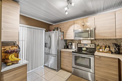 Touwnhouse à vendre à Lauderhill, Floride: 2 chambres, 101.82 m2 № 1291122 - photo 14