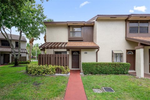 Touwnhouse à vendre à Lauderhill, Floride: 2 chambres, 101.82 m2 № 1291122 - photo 3