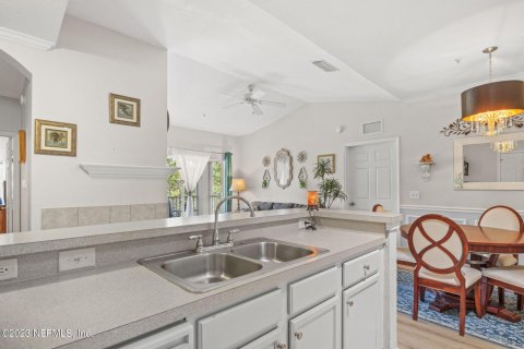 Condo in Saint Augustine, Florida, 2 bedrooms  № 770610 - photo 6