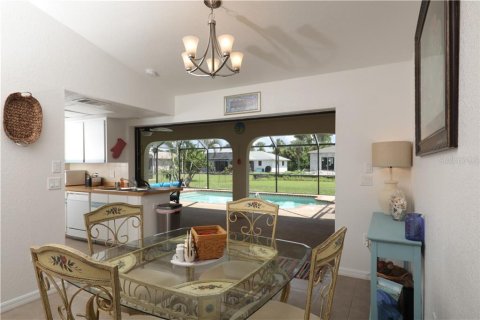 Villa ou maison à louer à Port Charlotte, Floride: 2 chambres, 85.19 m2 № 213404 - photo 11