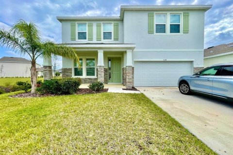 Villa ou maison à louer à Wesley Chapel, Floride: 4 chambres, 307.79 m2 № 1369597 - photo 1