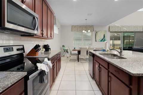 Villa ou maison à vendre à Kissimmee, Floride: 6 chambres, 352.01 m2 № 1333844 - photo 22