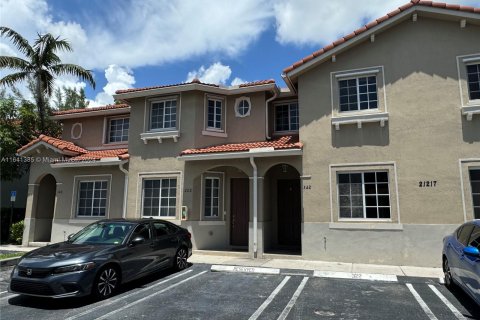 Copropriété à vendre à Miami Gardens, Floride: 3 chambres, 131.83 m2 № 1318833 - photo 1