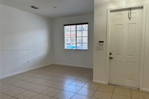 Copropriété à vendre à Miami Gardens, Floride: 3 chambres, 131.83 m2 № 1318833 - photo 3