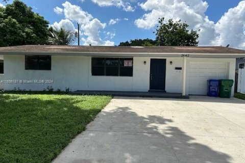 Villa ou maison à vendre à Miramar, Floride: 3 chambres, 204.2 m2 № 1362786 - photo 1