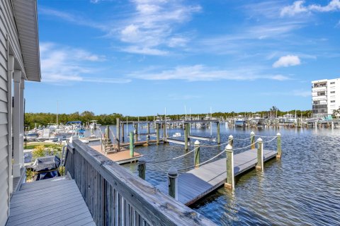 Casa en alquiler en Hutchinson Island South, Florida, 2 dormitorios, 93.65 m2 № 839878 - foto 12