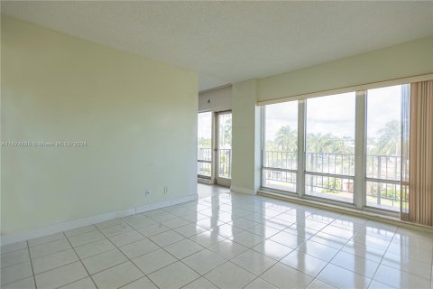 Condominio en venta en Fort Lauderdale, Florida, 3 dormitorios, 176.14 m2 № 1398042 - foto 1