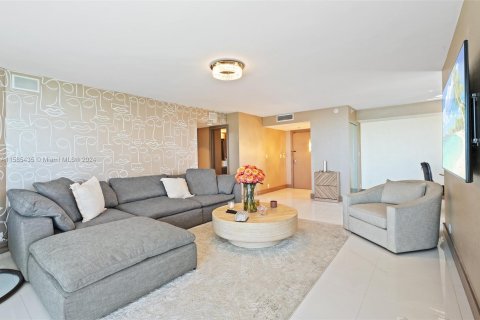 Condominio en venta en Miami, Florida, 2 dormitorios, 142.88 m2 № 1172585 - foto 6